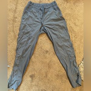 Lululemmon studio pants